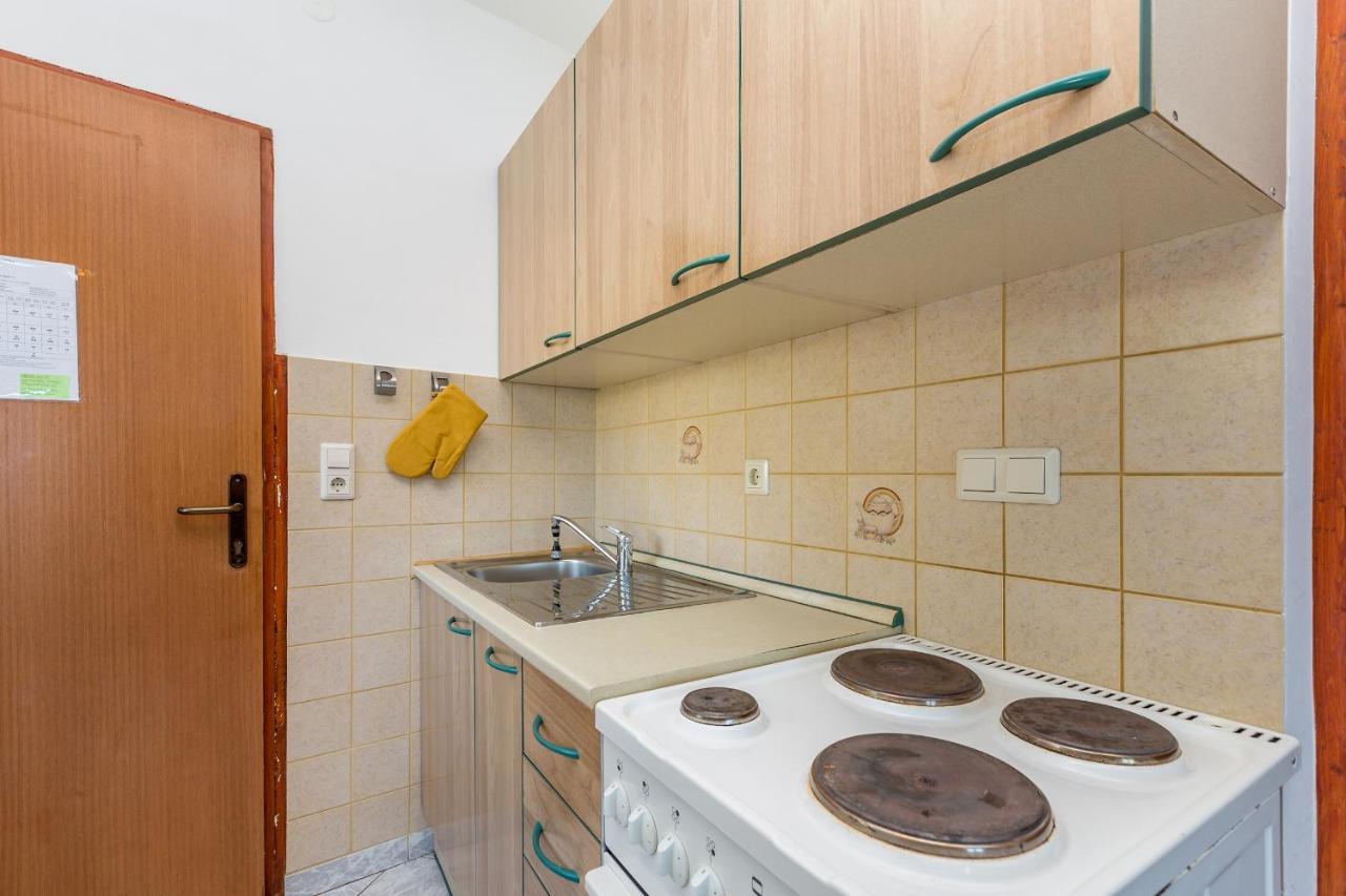 Private Accommodation Stara Baska Luaran gambar