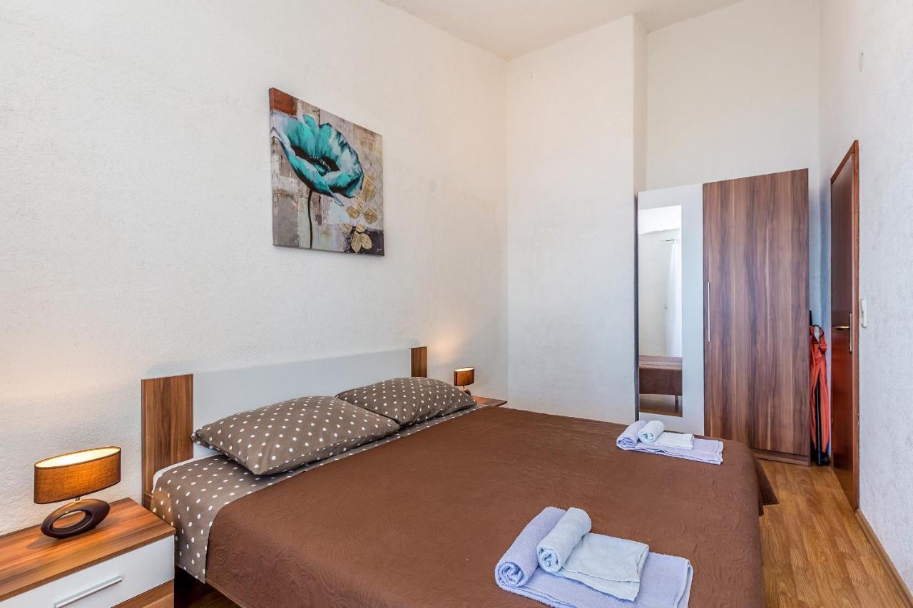 Private Accommodation Stara Baska Luaran gambar